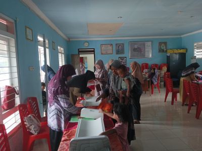KEGIATAN RUTIN POSYANDU ALFATAH DESA BANDUNG KEBUMEN